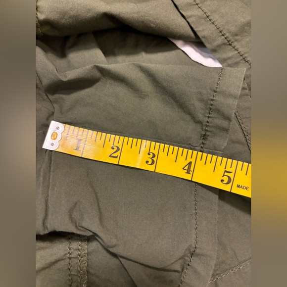 Croft & Borrow army green skort with button pockets & zipper pocket, 14 - Picture 7 of 11